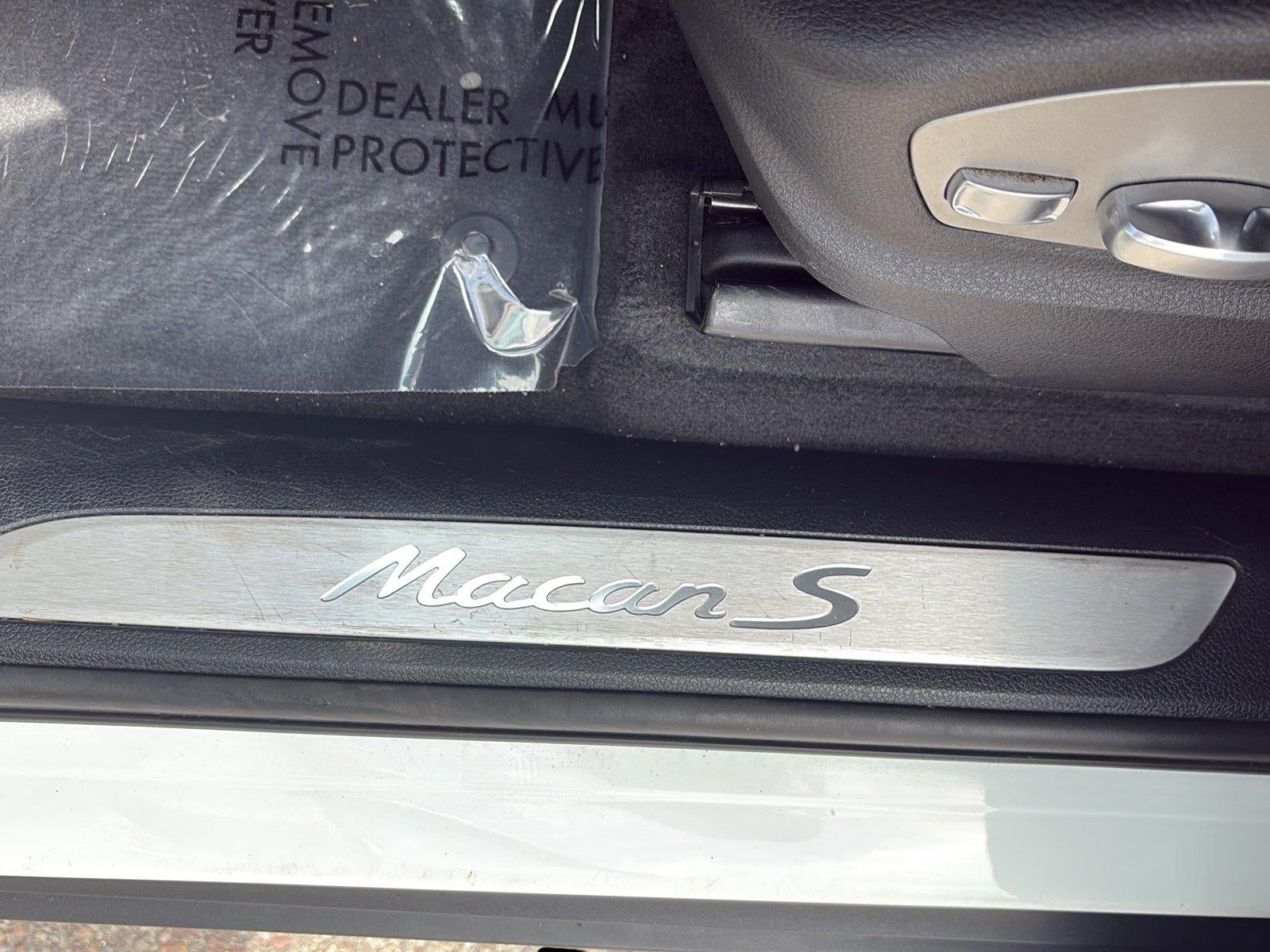 2018 Porsche Macan S