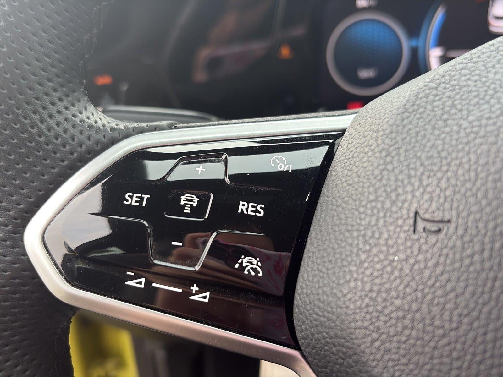 2022 Volkswagen Golf GTI 2.0T Autobahn