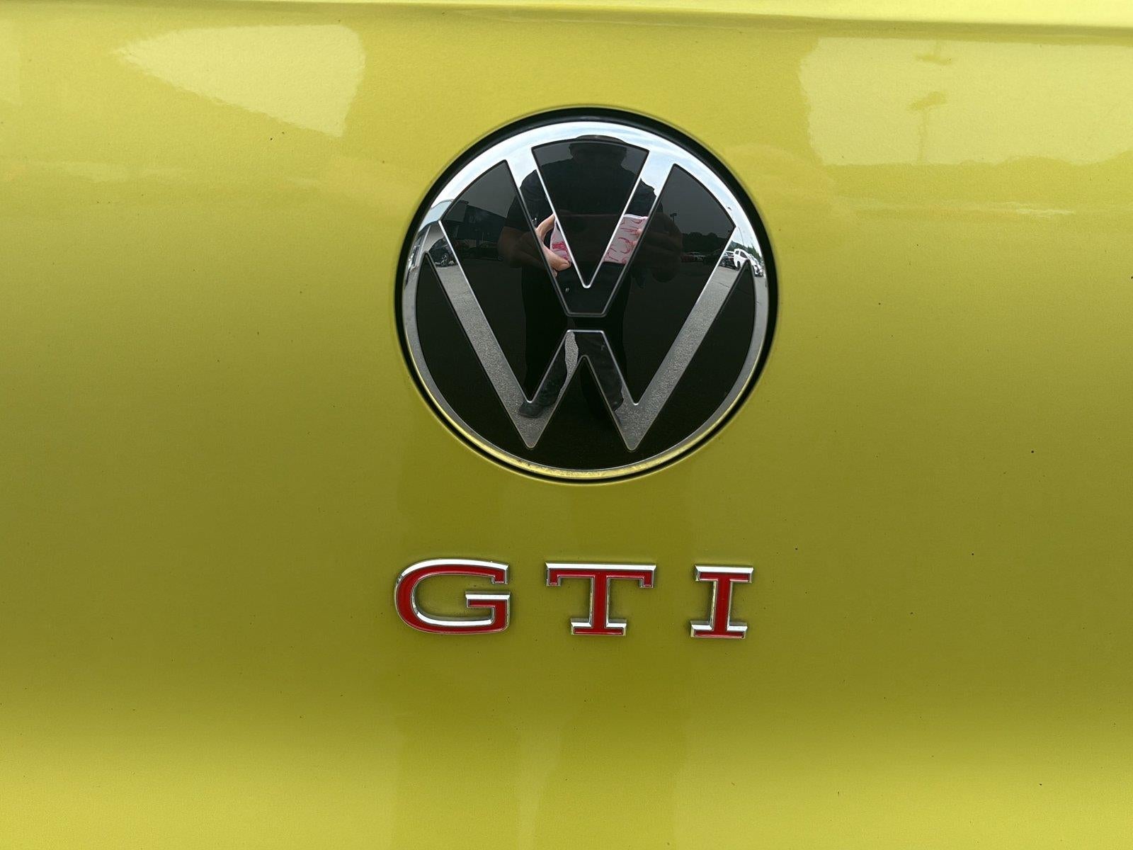 2022 Volkswagen Golf GTI 2.0T Autobahn