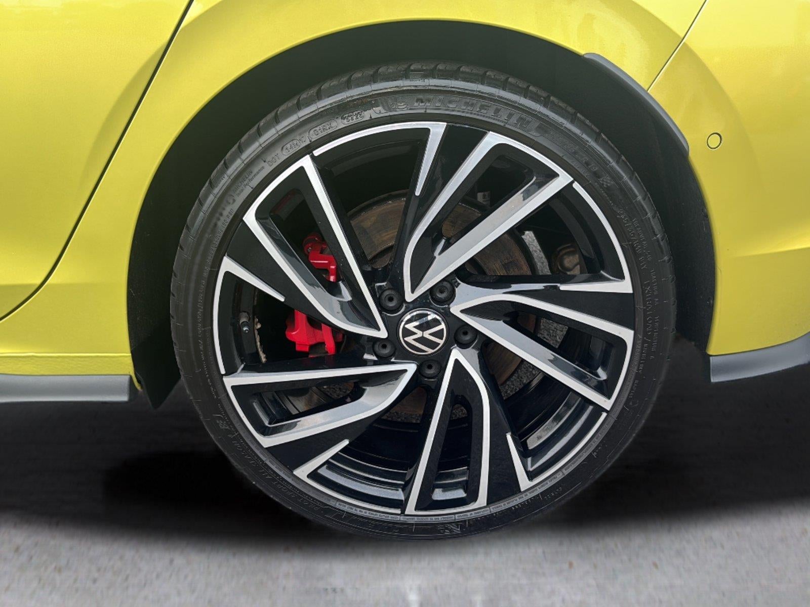 2022 Volkswagen Golf GTI 2.0T Autobahn