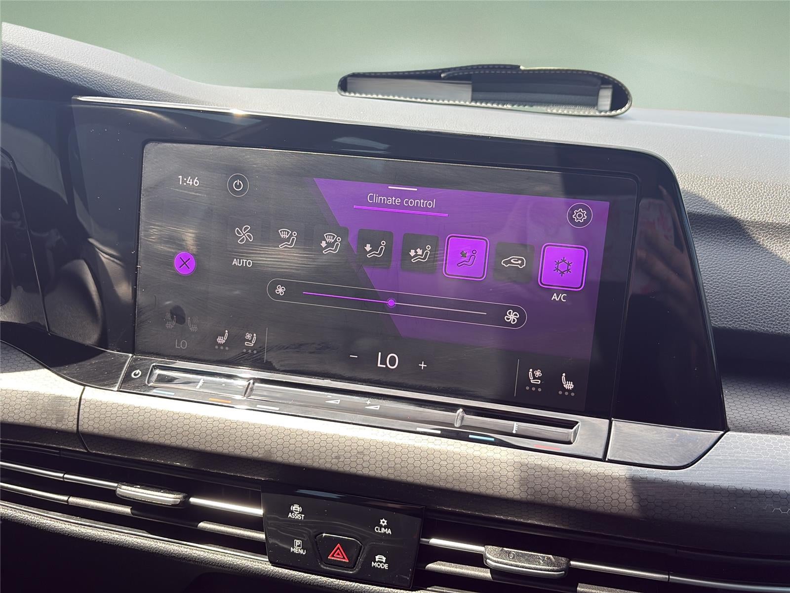 2022 Volkswagen Golf GTI SE