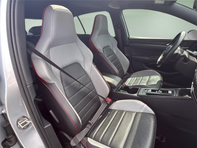 2022 Volkswagen Golf GTI SE