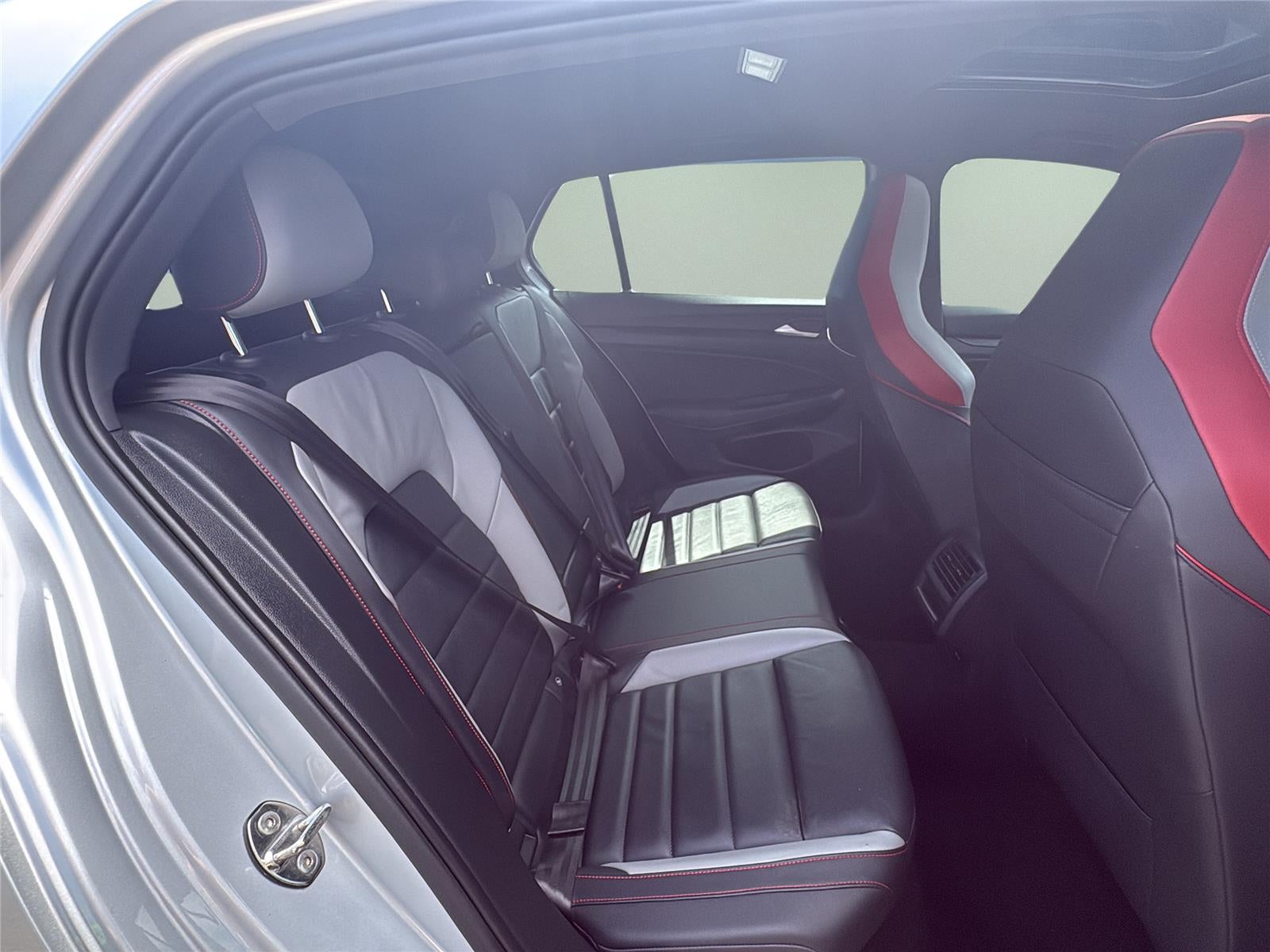2022 Volkswagen Golf GTI SE