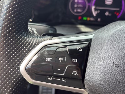 2022 Volkswagen Golf GTI SE
