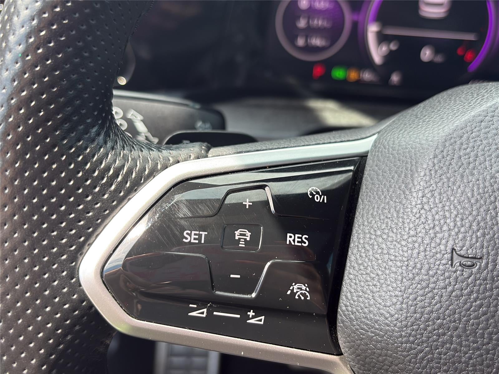 2022 Volkswagen Golf GTI SE