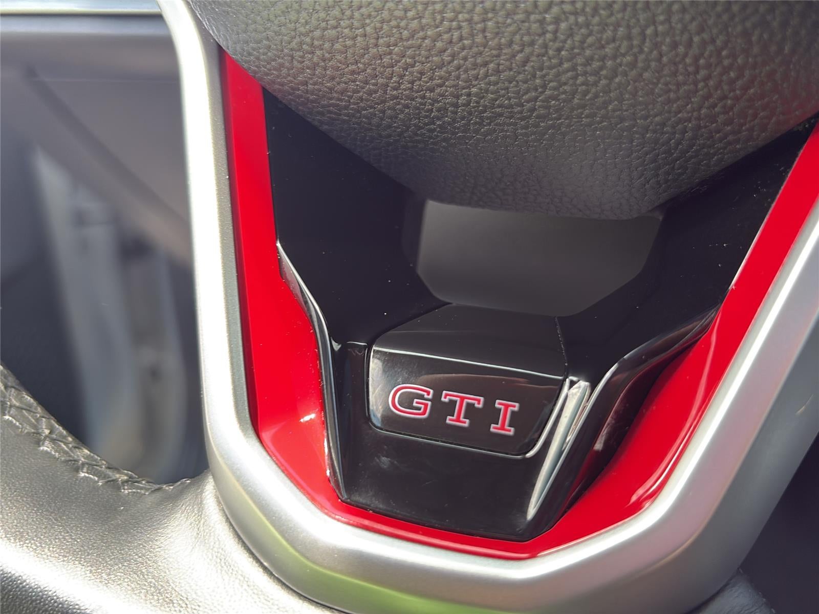 2022 Volkswagen Golf GTI SE