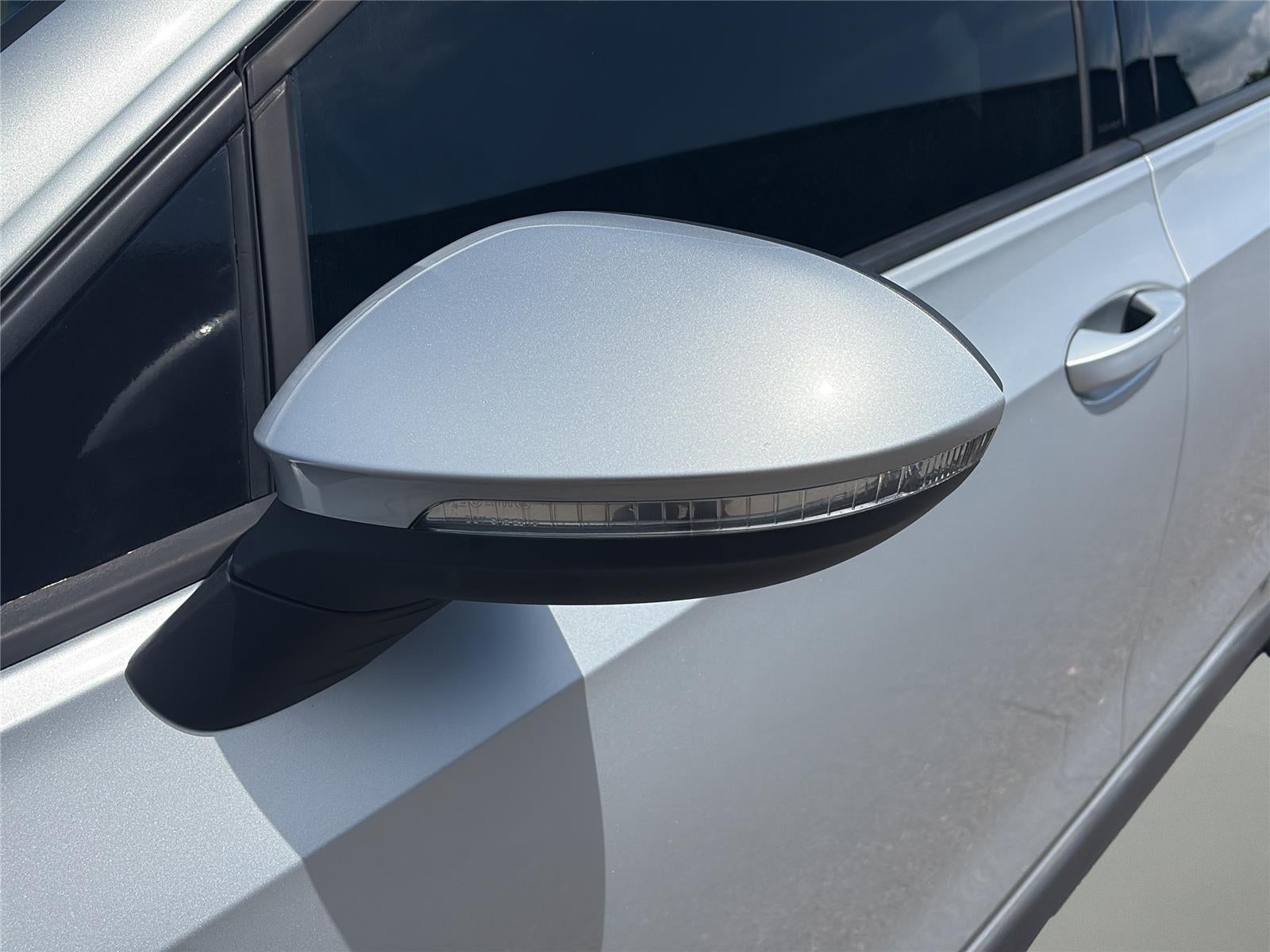2022 Volkswagen Golf GTI SE