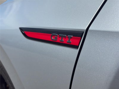 2022 Volkswagen Golf GTI SE