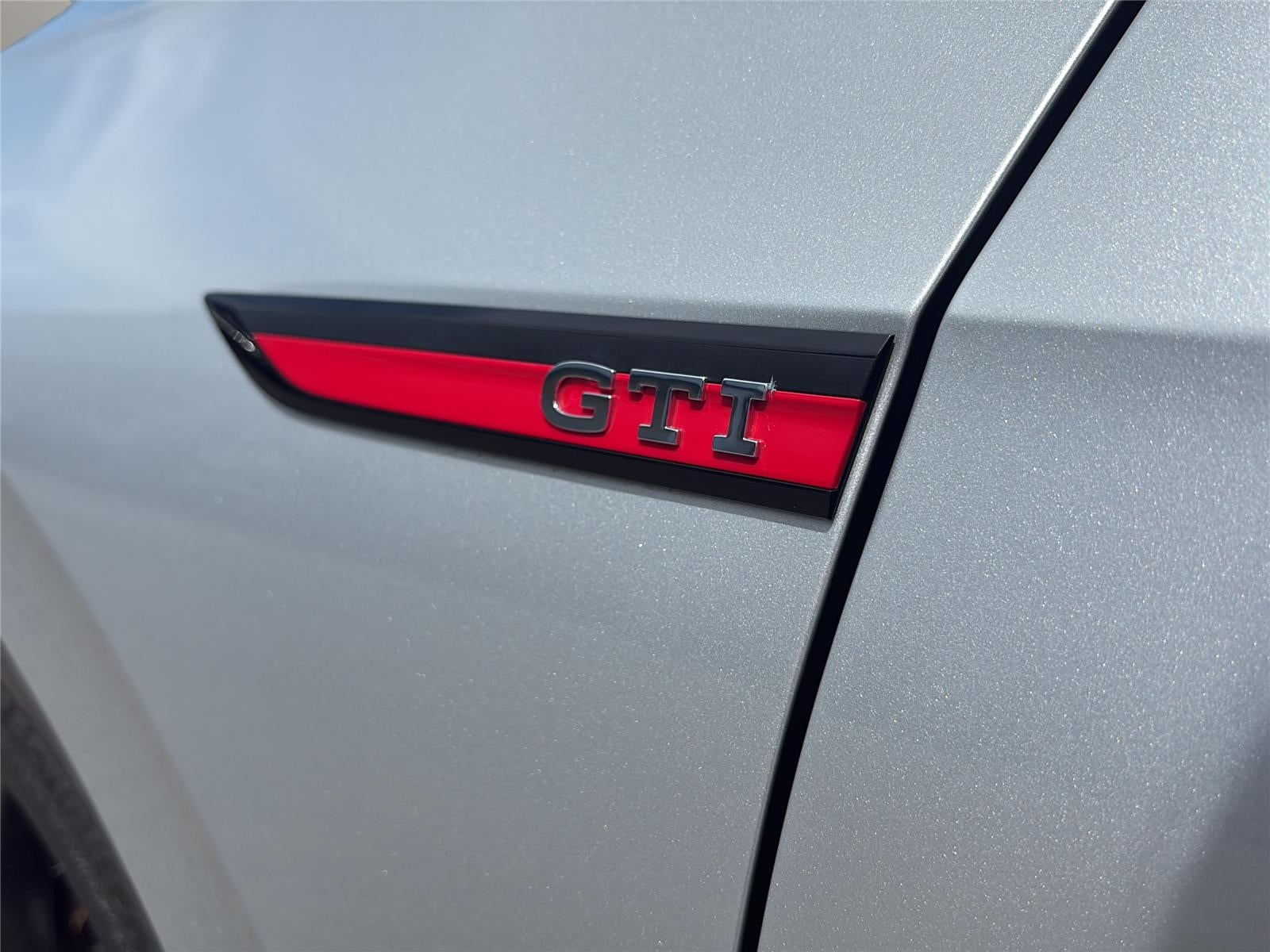 2022 Volkswagen Golf GTI SE