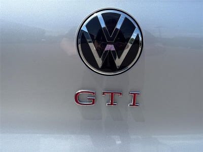 2022 Volkswagen Golf GTI SE