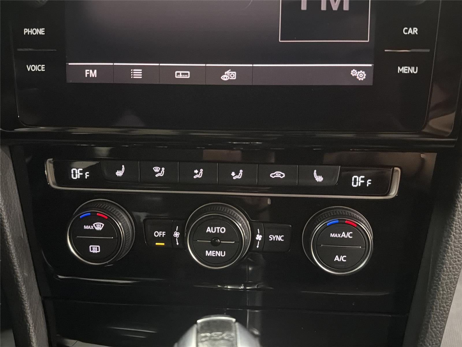 2016 Volkswagen Golf R Base