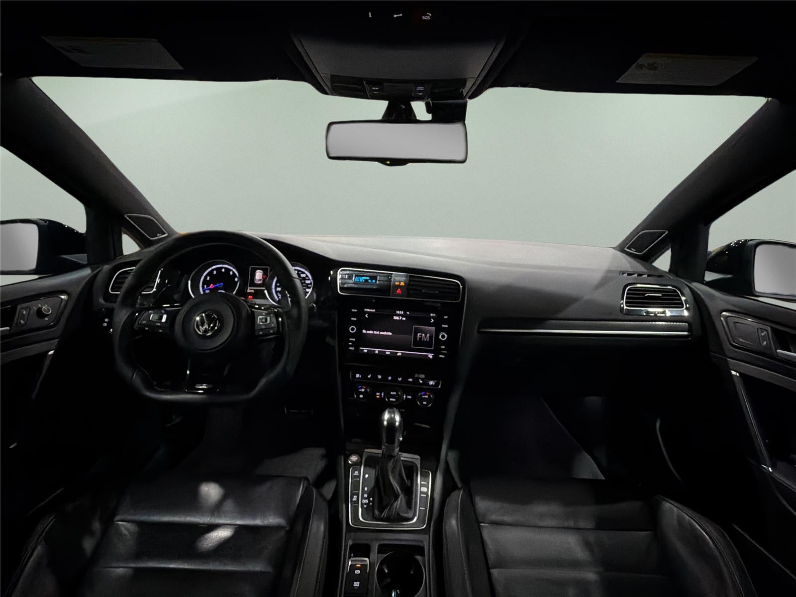 2016 Volkswagen Golf R Base