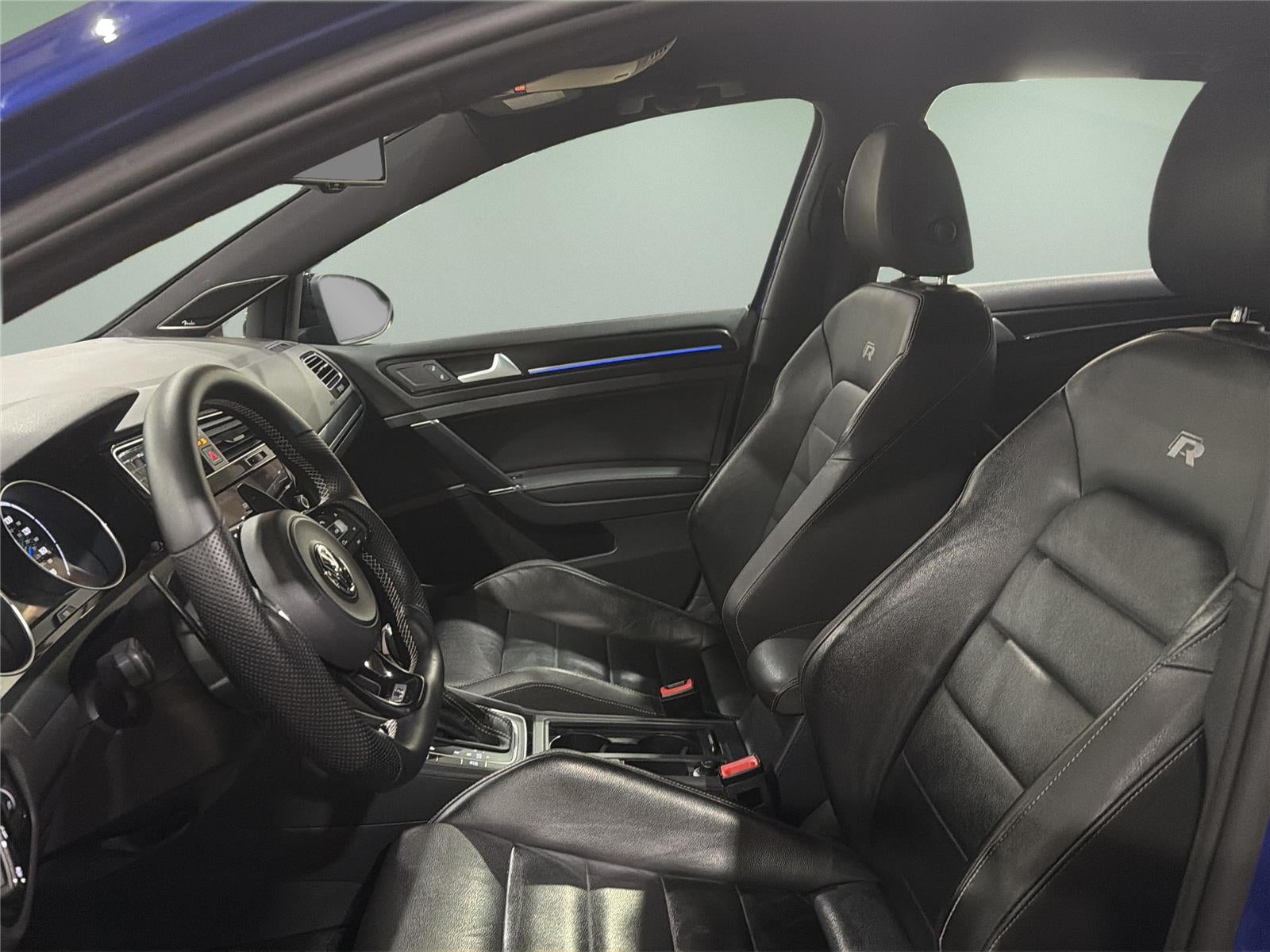 2016 Volkswagen Golf R Base