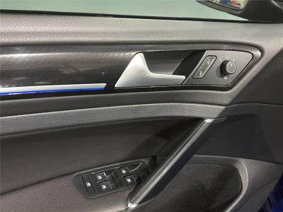 2016 Volkswagen Golf R Base