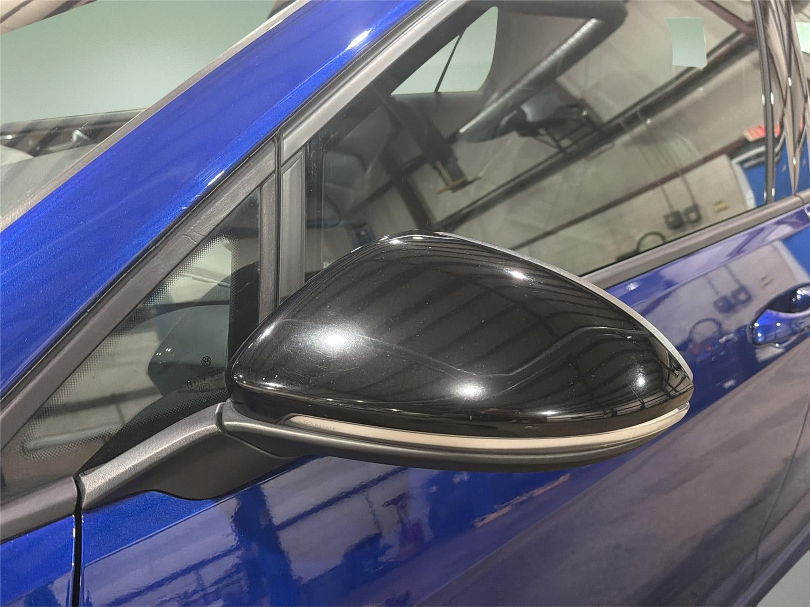 2016 Volkswagen Golf R Base