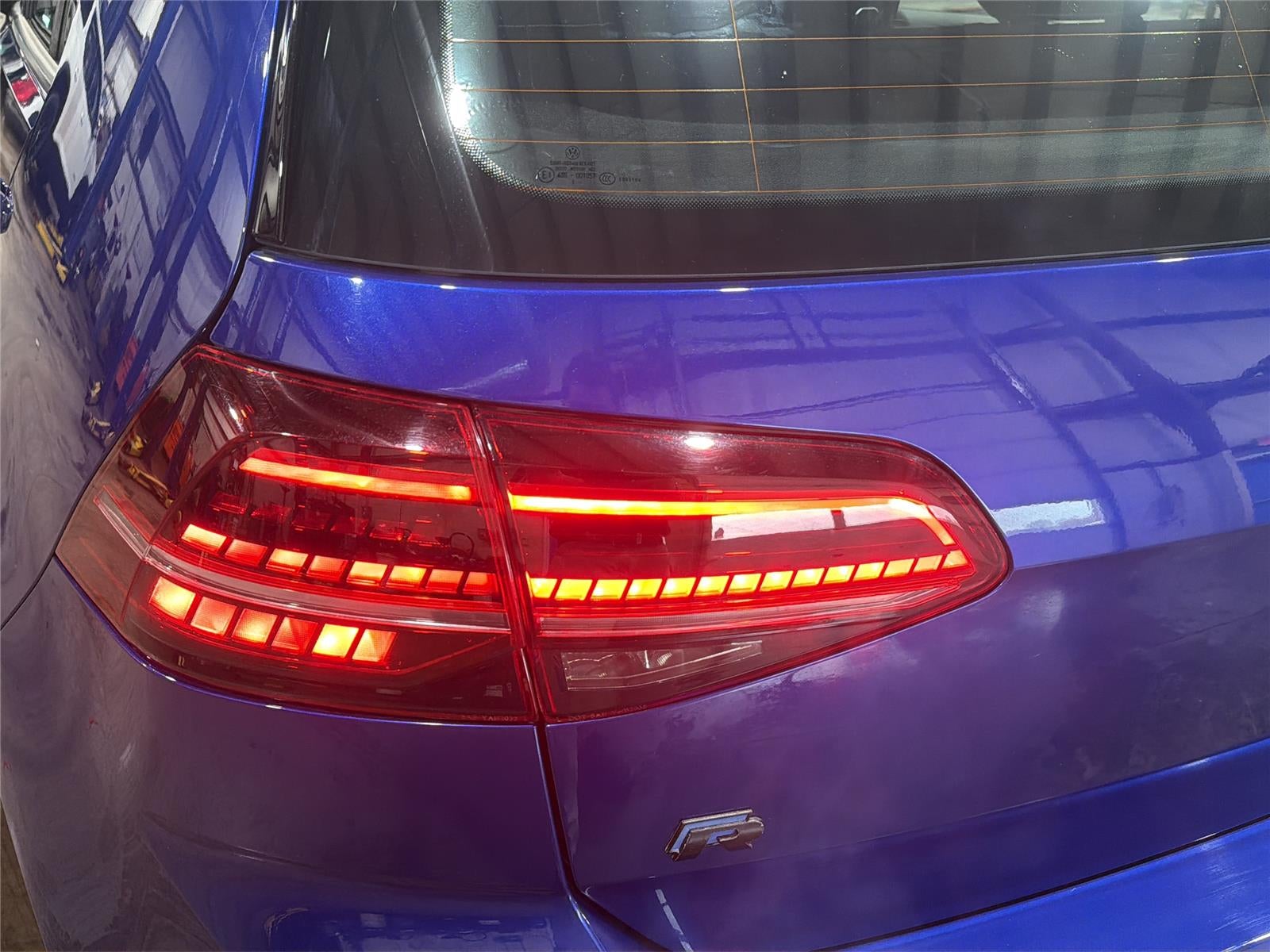 2016 Volkswagen Golf R Base