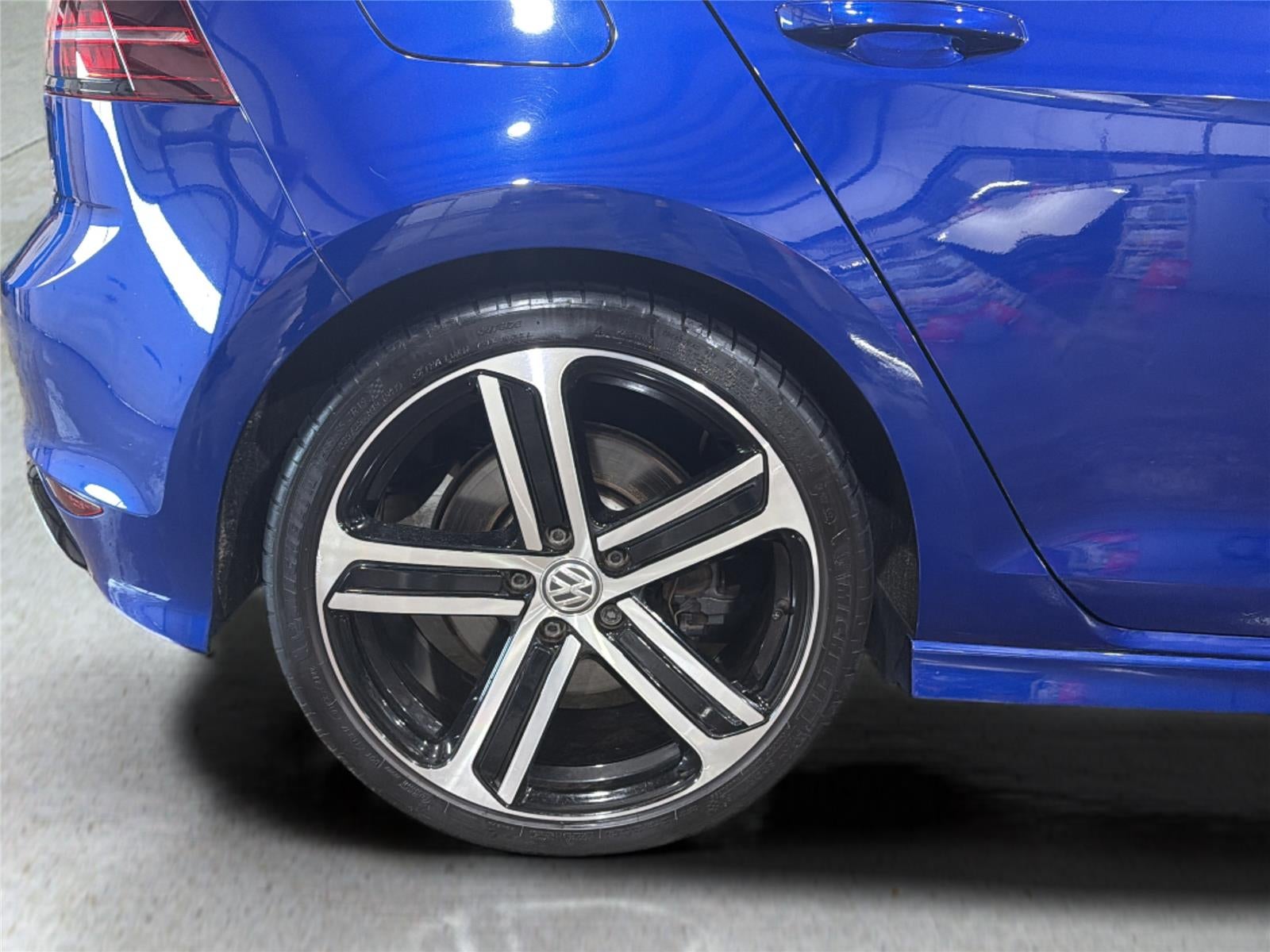2016 Volkswagen Golf R Base