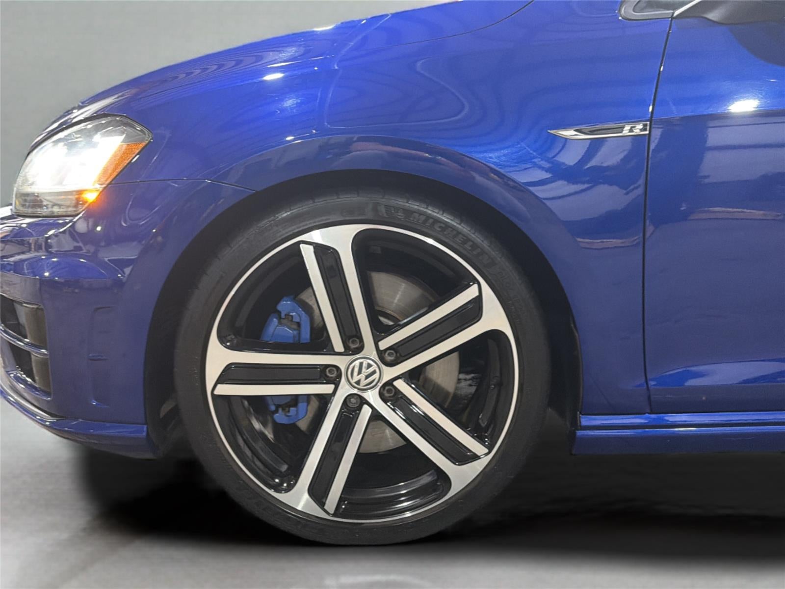 2016 Volkswagen Golf R Base