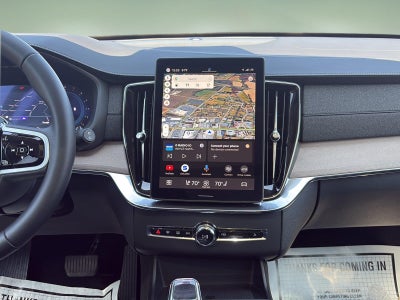 2025 Volvo XC90 Plus