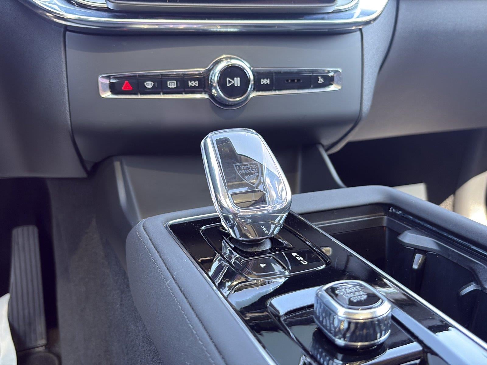 2025 Volvo XC90 Plus