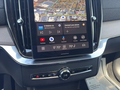2025 Volvo XC90 Plus