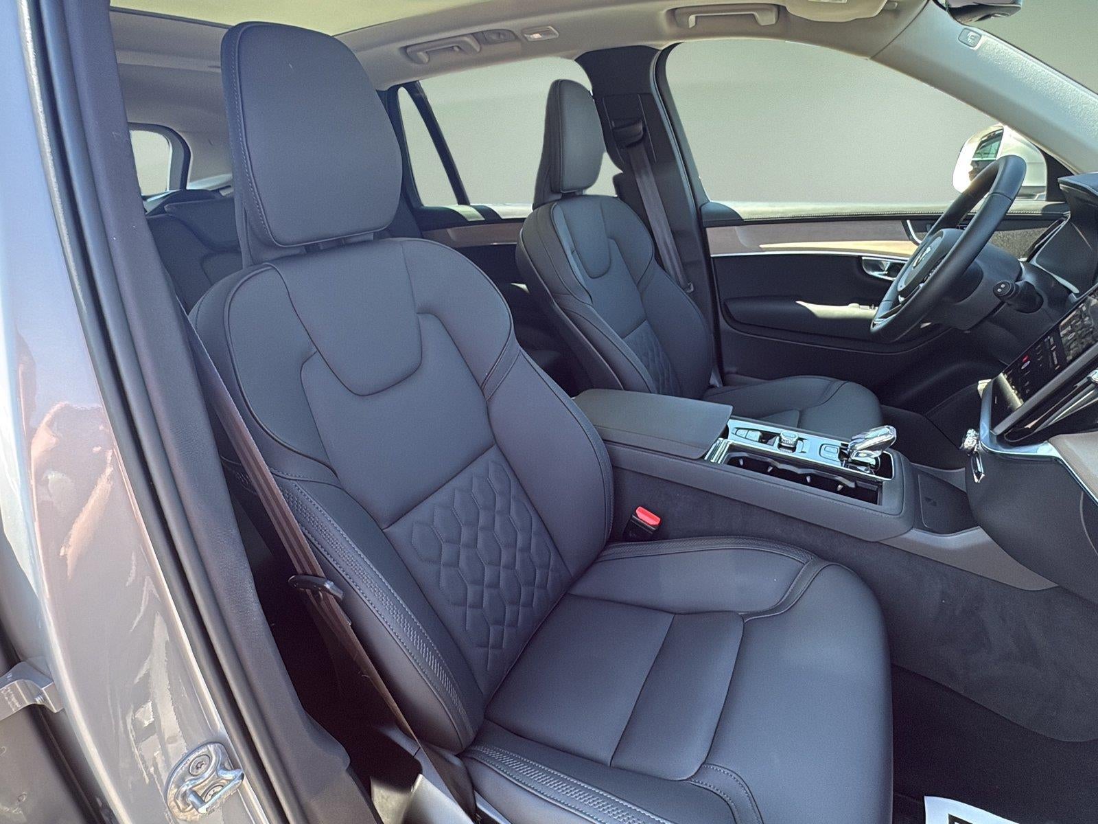 2025 Volvo XC90 Plus