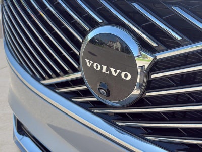 2025 Volvo XC90 Plus