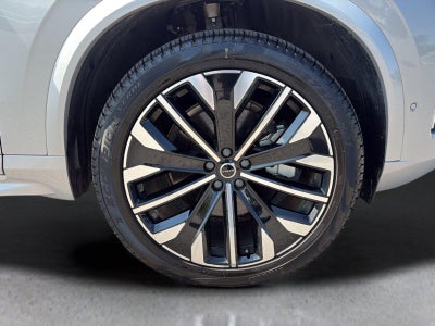 2025 Volvo XC90 Plus