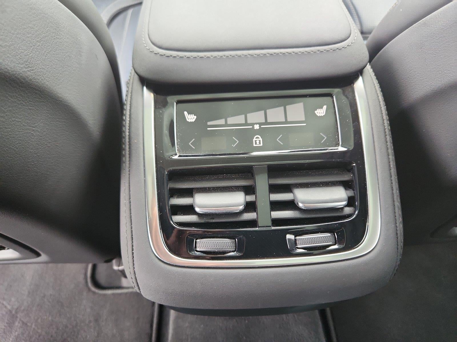 2026 Volvo XC90 Ultra