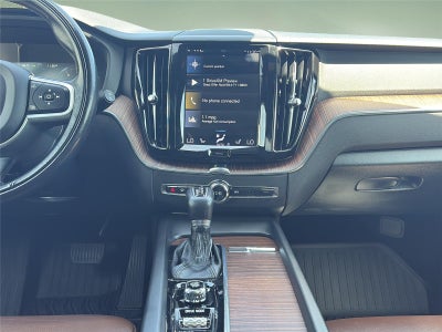 2021 Volvo XC60 Momentum