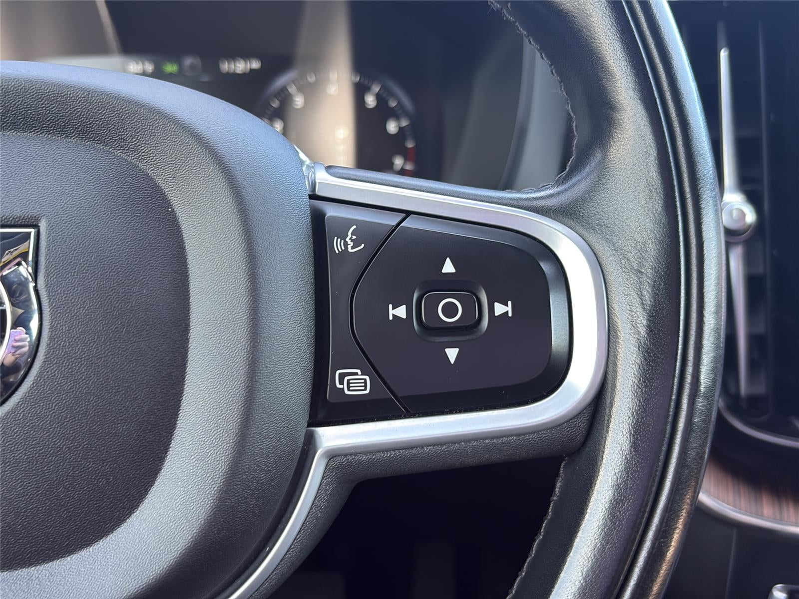 2021 Volvo XC60 Momentum