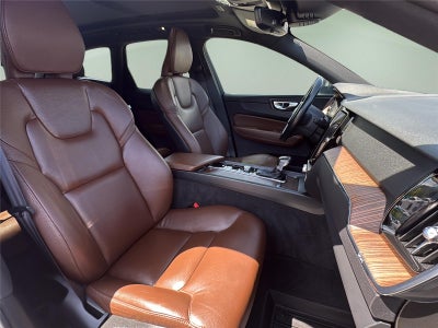 2021 Volvo XC60 Momentum