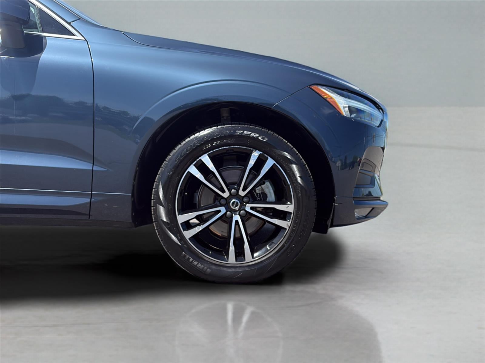 2021 Volvo XC60 Momentum