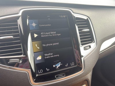 2018 Volvo XC90 T6 Momentum