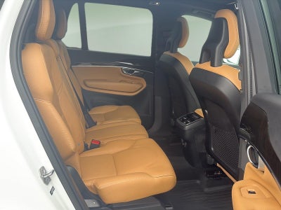 2018 Volvo XC90 T6 Momentum
