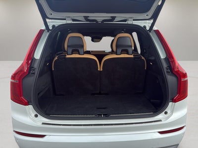 2018 Volvo XC90 T6 Momentum