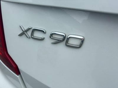 2018 Volvo XC90 T6 Momentum