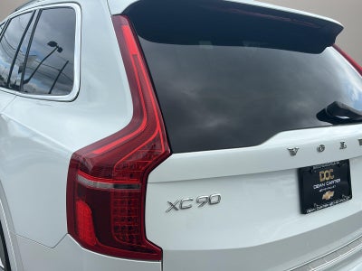 2018 Volvo XC90 T6 Momentum