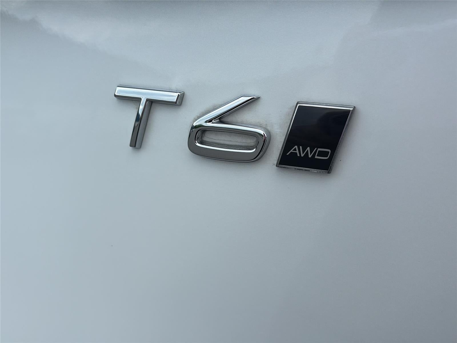 2018 Volvo XC90 Momentum