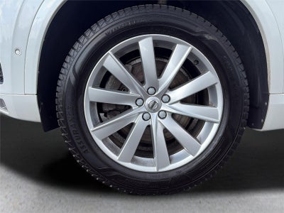 2018 Volvo XC90 Momentum