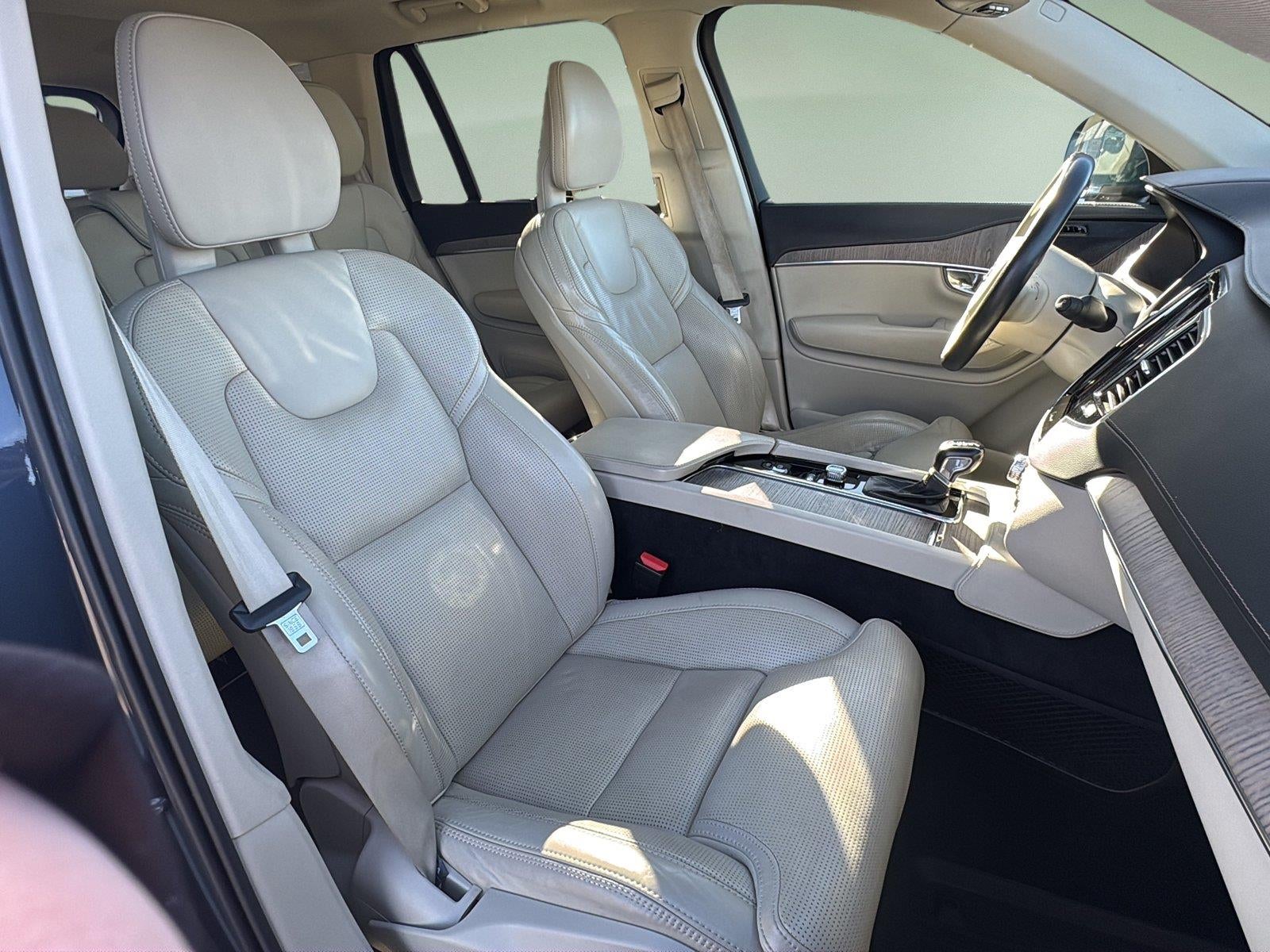 2021 Volvo XC90 T6 Inscription 7 Passenger