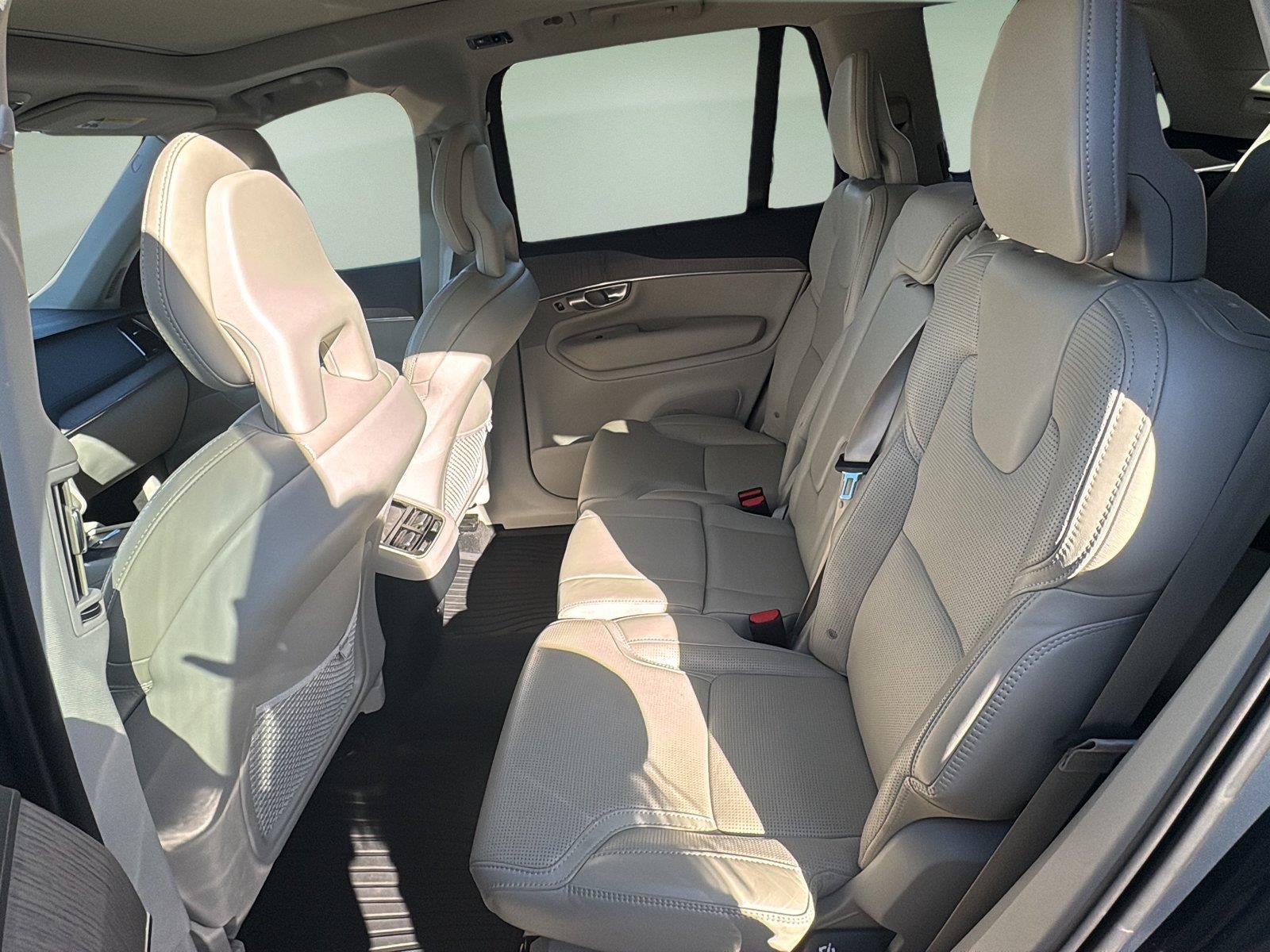 2021 Volvo XC90 T6 Inscription 7 Passenger
