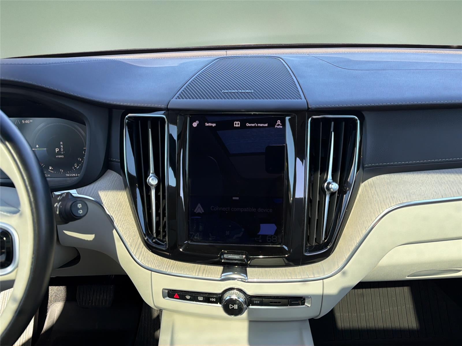2021 Volvo XC60 Inscription Expression