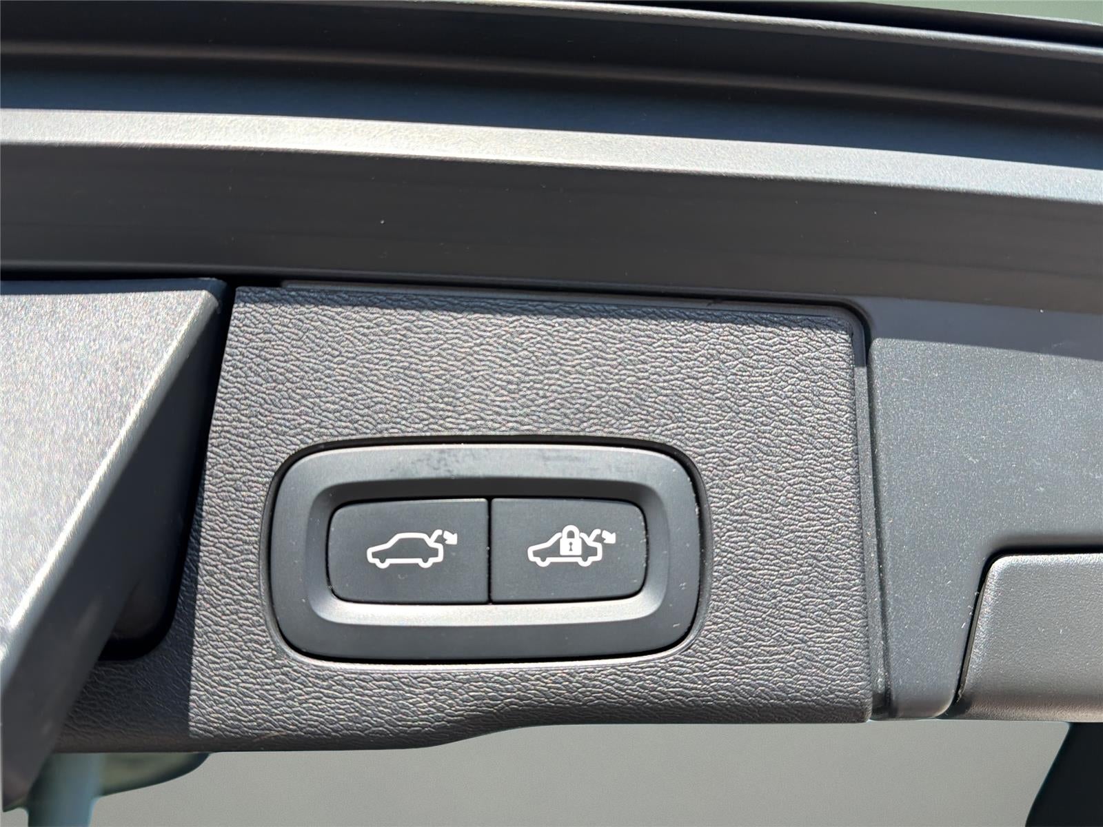 2021 Volvo XC60 Inscription Expression