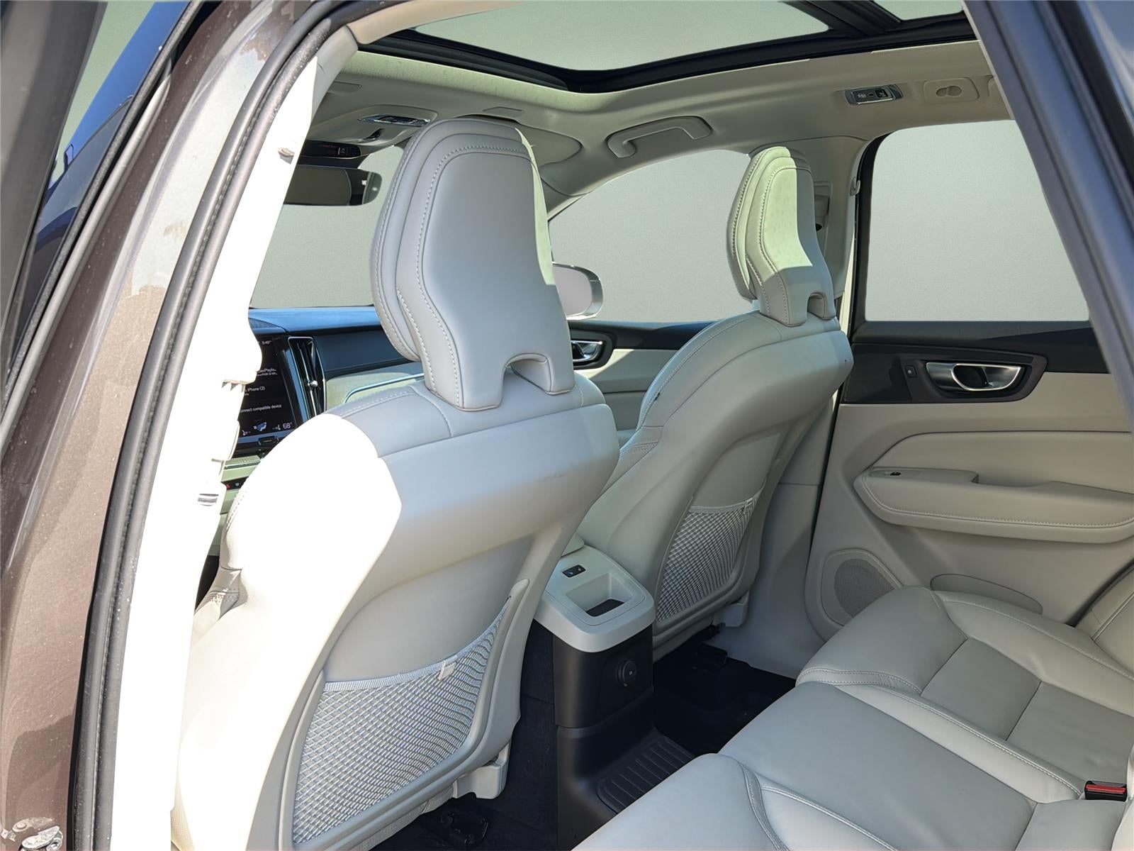 2021 Volvo XC60 Inscription Expression