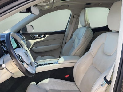 2021 Volvo XC60 Inscription Expression