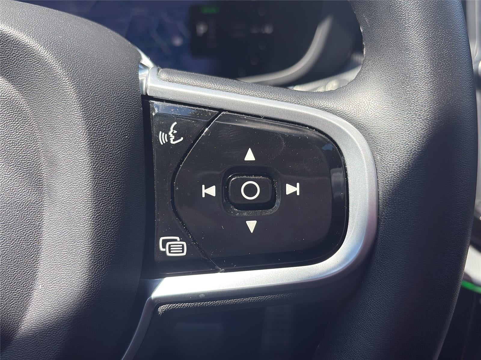 2022 Volvo XC60 Recharge Plug-In Hyb R-Design