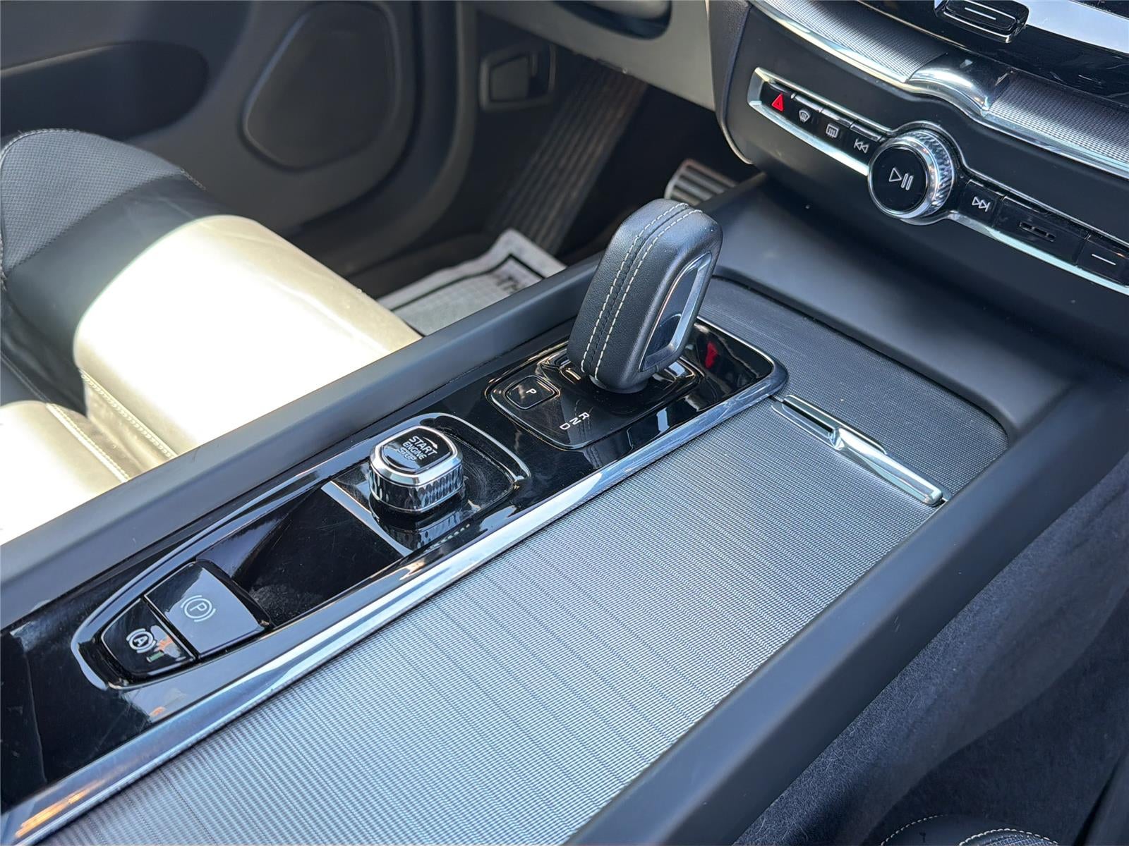 2022 Volvo XC60 Recharge Plug-In Hyb Polestar Engineered