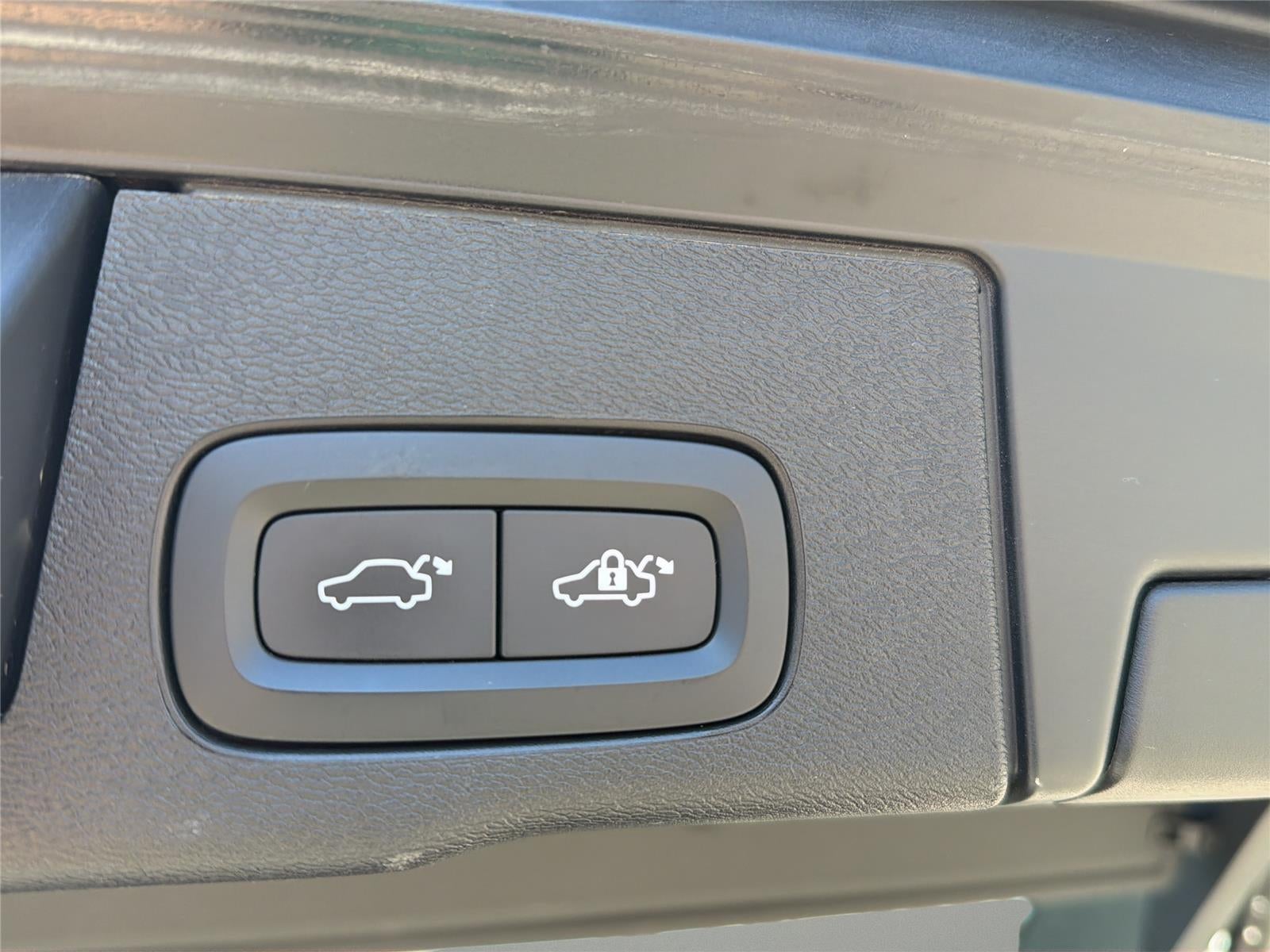 2022 Volvo XC60 Recharge Plug-In Hyb Polestar Engineered